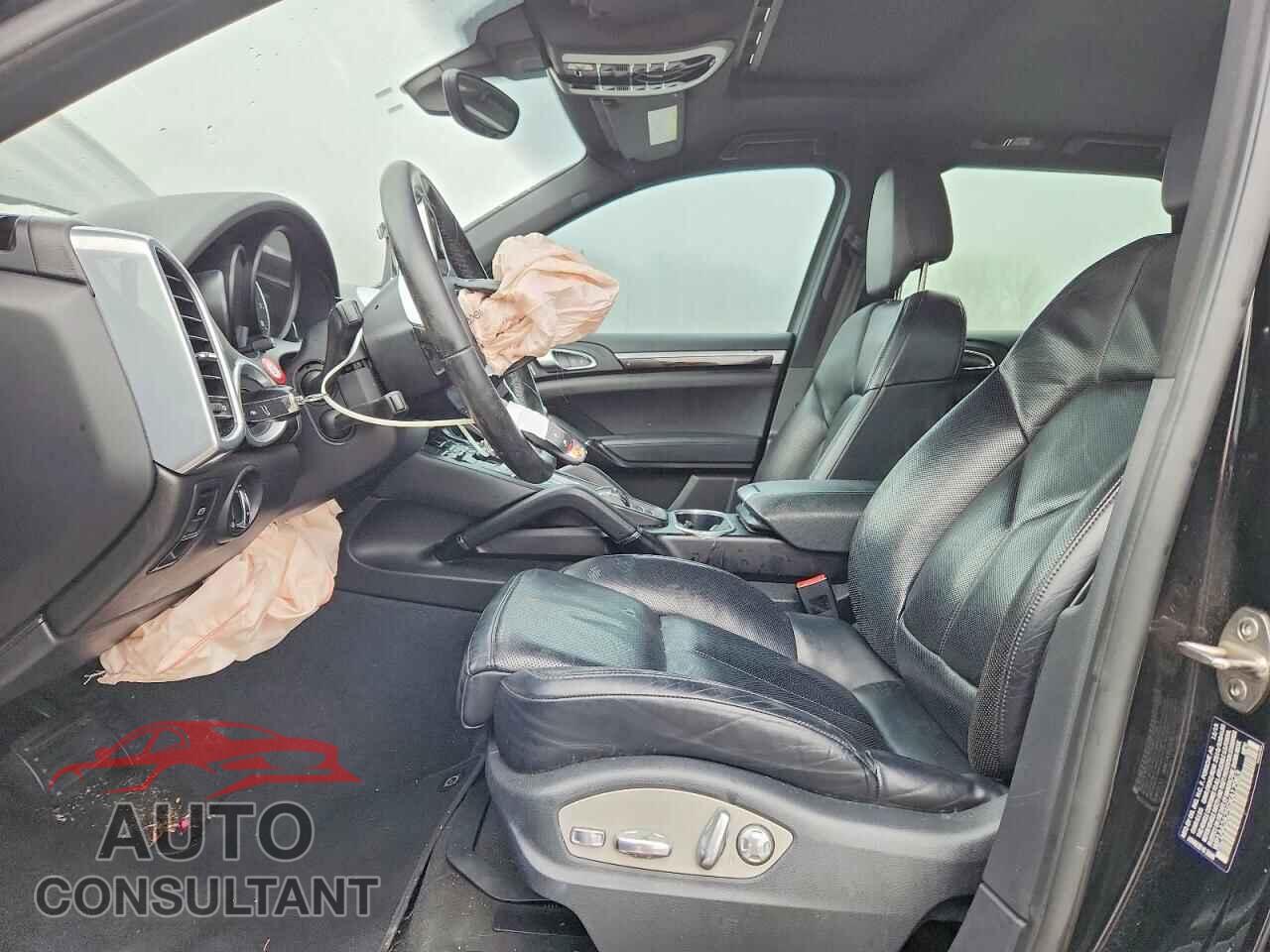 PORSCHE CAYENNE 2016 - WP1AA2A25GKA12963