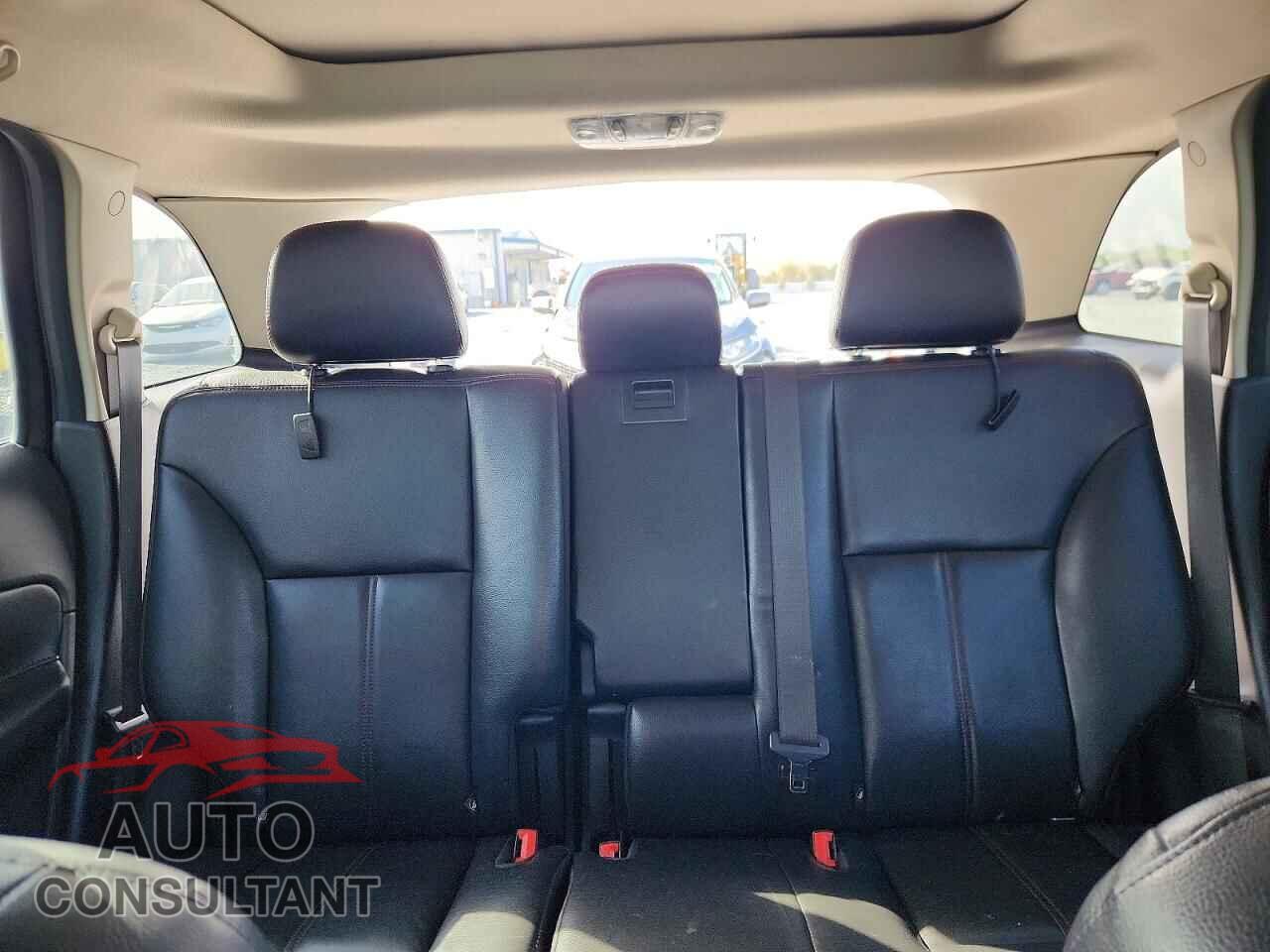 FORD EDGE 2011 - 2FMDK3JC2BBB48766