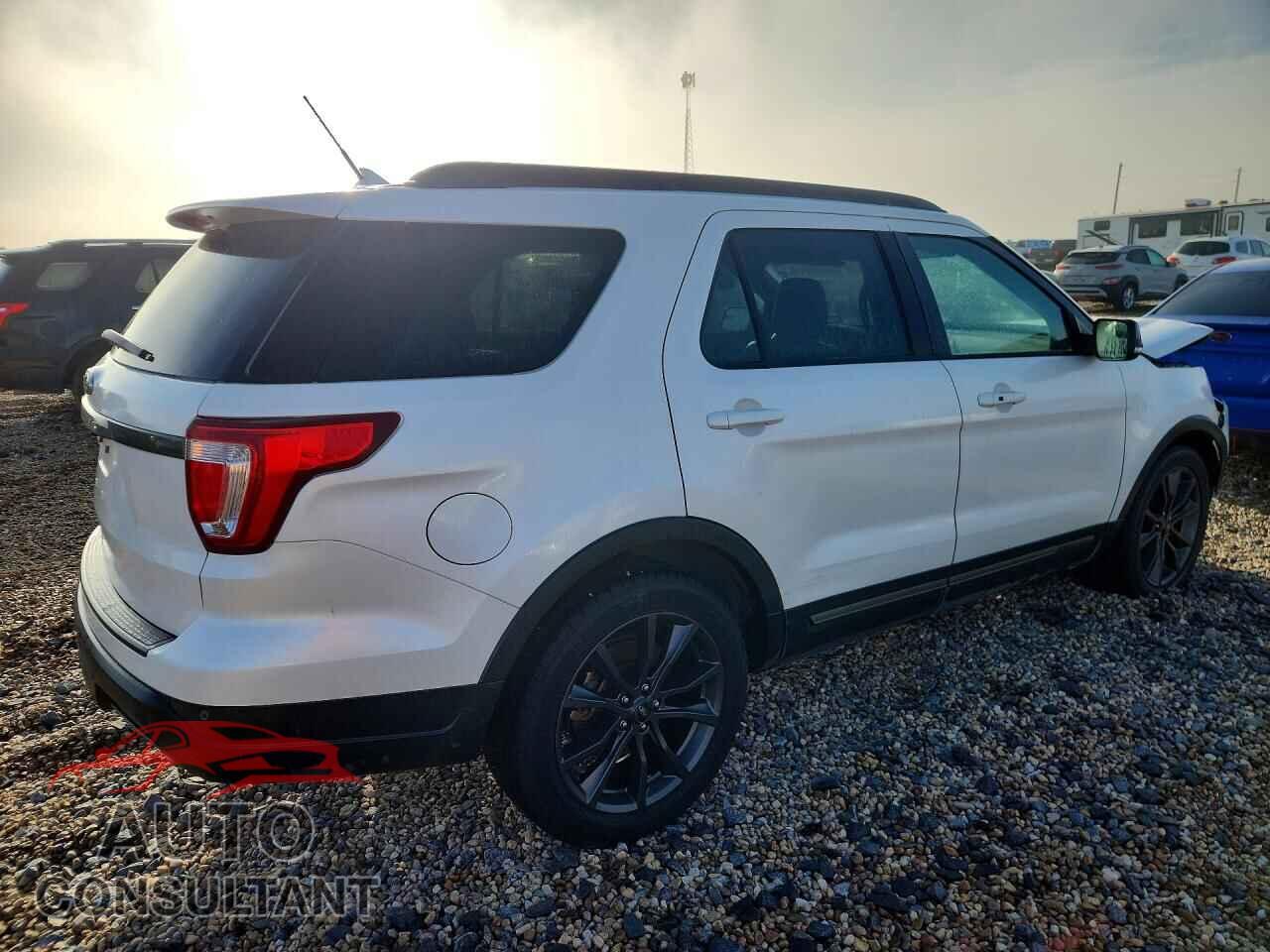 FORD EXPLORER 2018 - 1FM5K7D89JGB30047