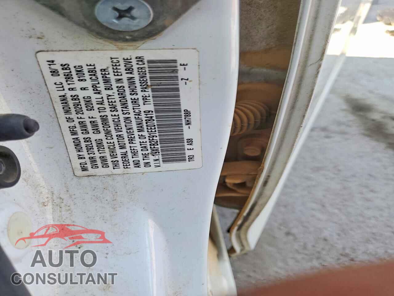 HONDA CIVIC 2014 - 19XFB2F91EE078419