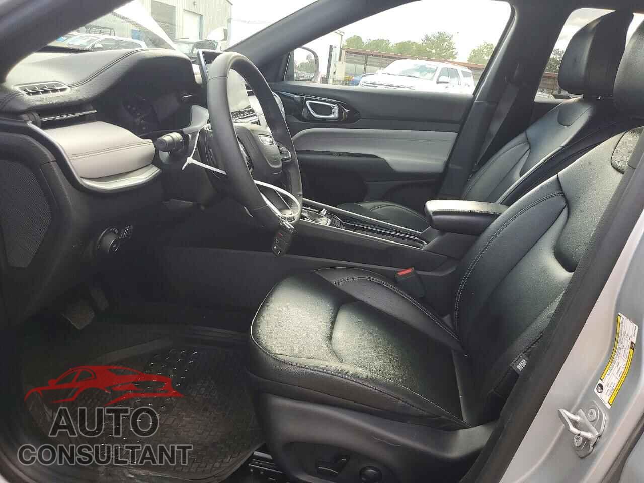JEEP COMPASS 2025 - 3C4NJDCN4ST521990