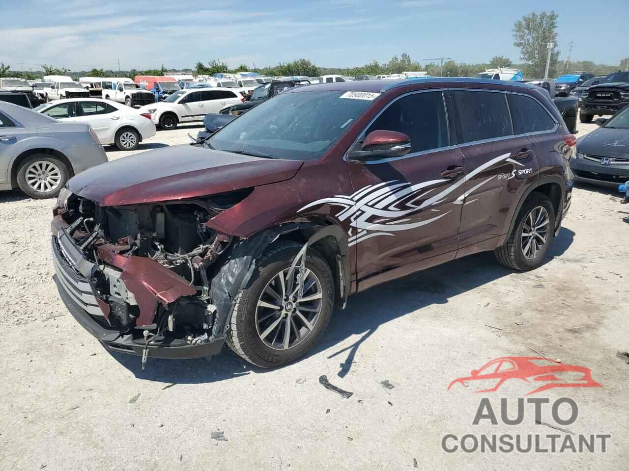TOYOTA HIGHLANDER 2018 - 5TDJZRFHXJS899220