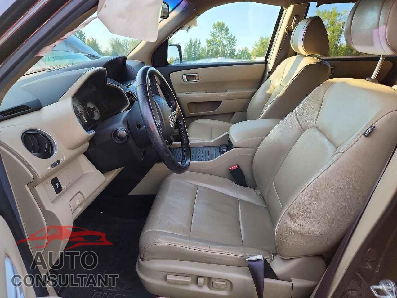 HONDA PILOT 2012 - 5FNYF4H68CB012243