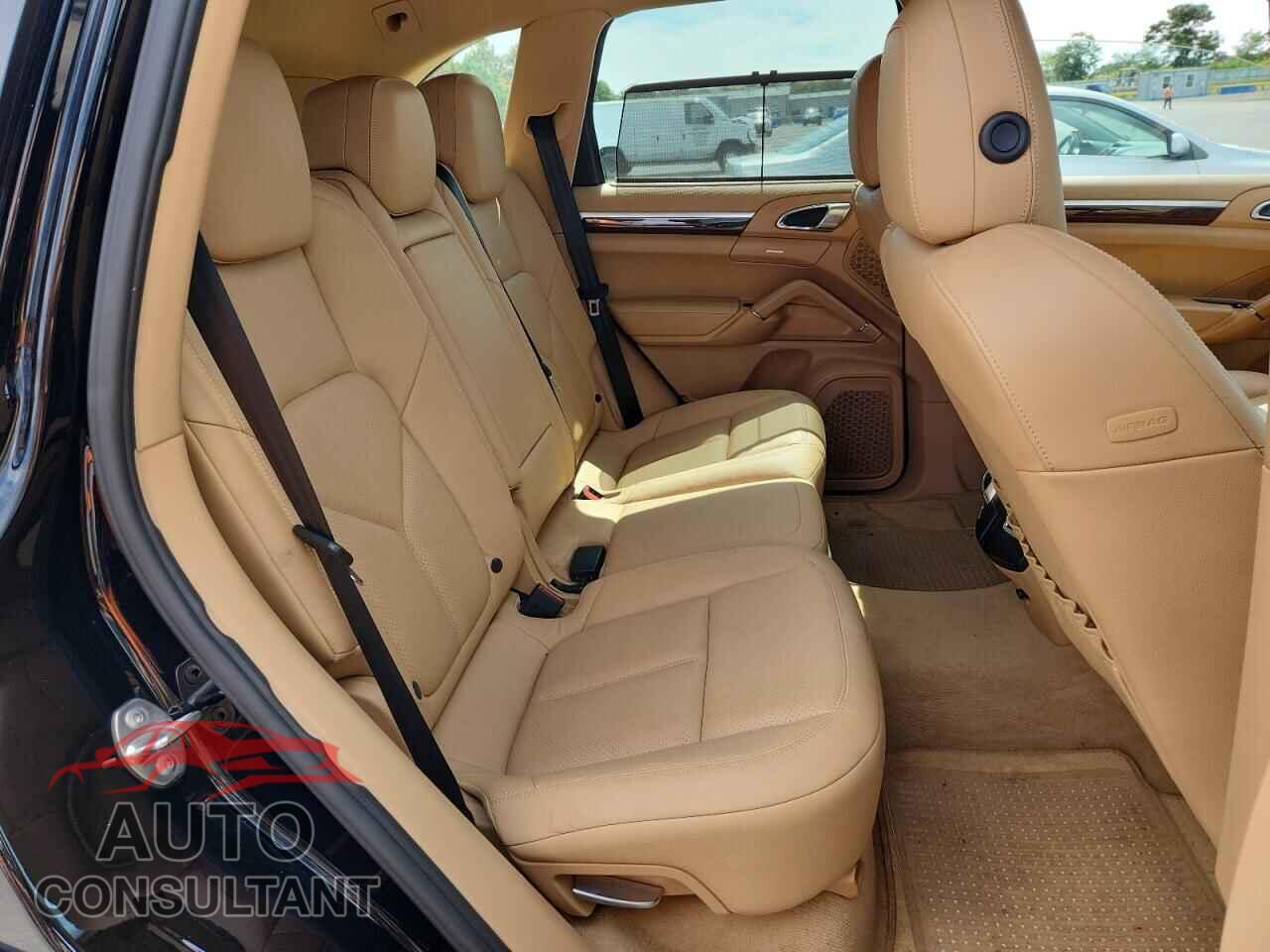 PORSCHE CAYENNE 2012 - WP1AA2A23CLA07815