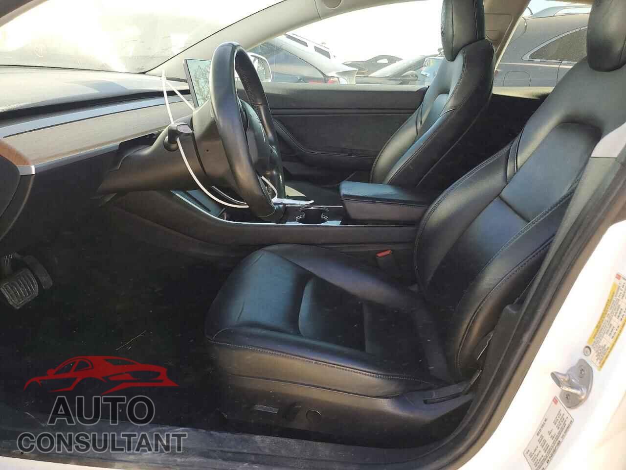 TESLA MODEL 3 2018 - 5YJ3E1EB2JF115636