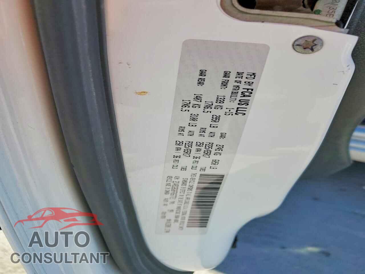 DODGE CARAVAN 2015 - 2C4RDGBG8FR667721