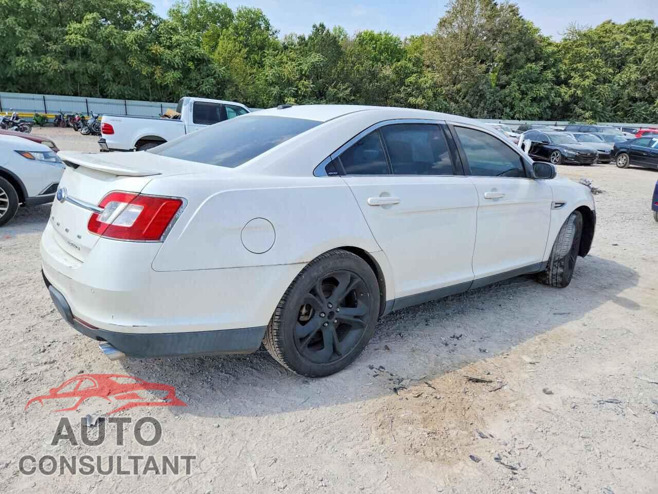 FORD TAURUS 2010 - 1FAHP2KT2AG106837