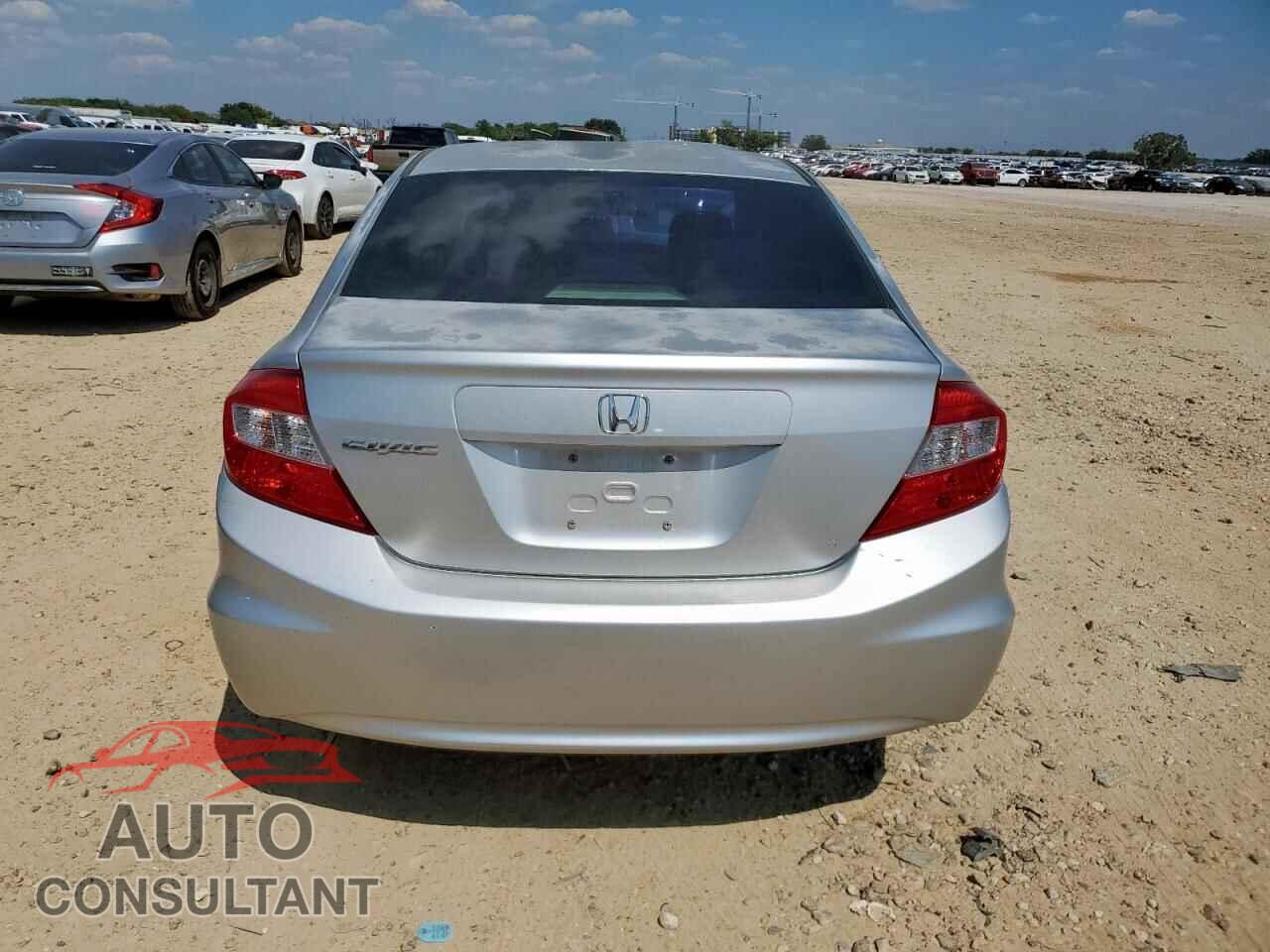 HONDA CIVIC 2012 - 2HGFB2F54CH612271