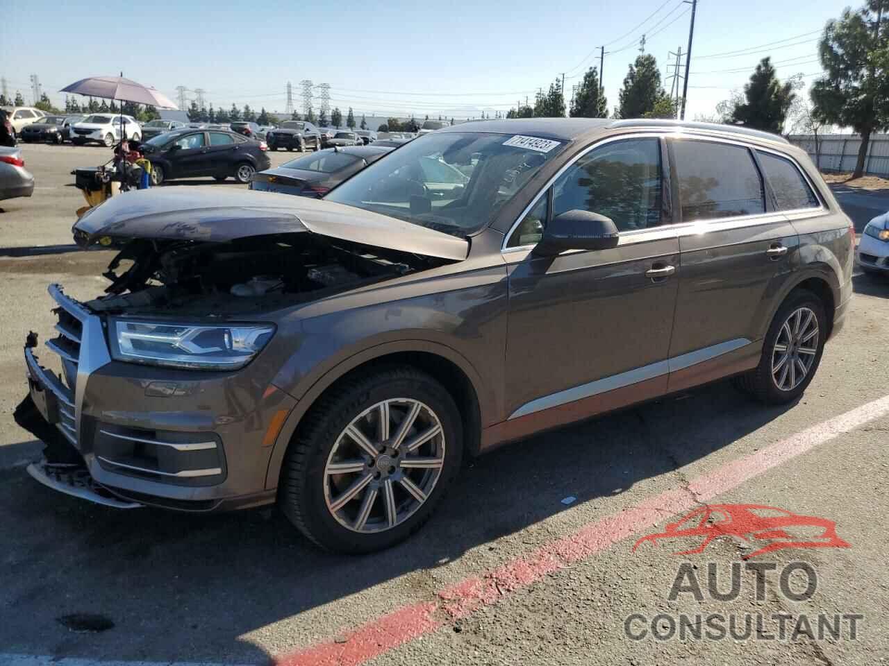 AUDI Q7 2018 - WA1LHAF75JD028185