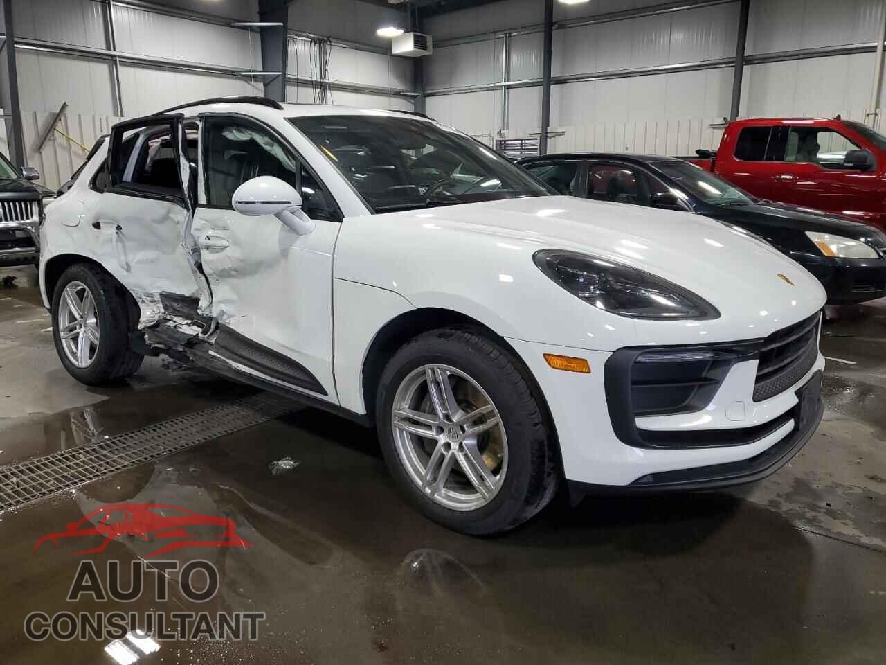 PORSCHE MACAN 2022 - WP1AA2A55NLB09582