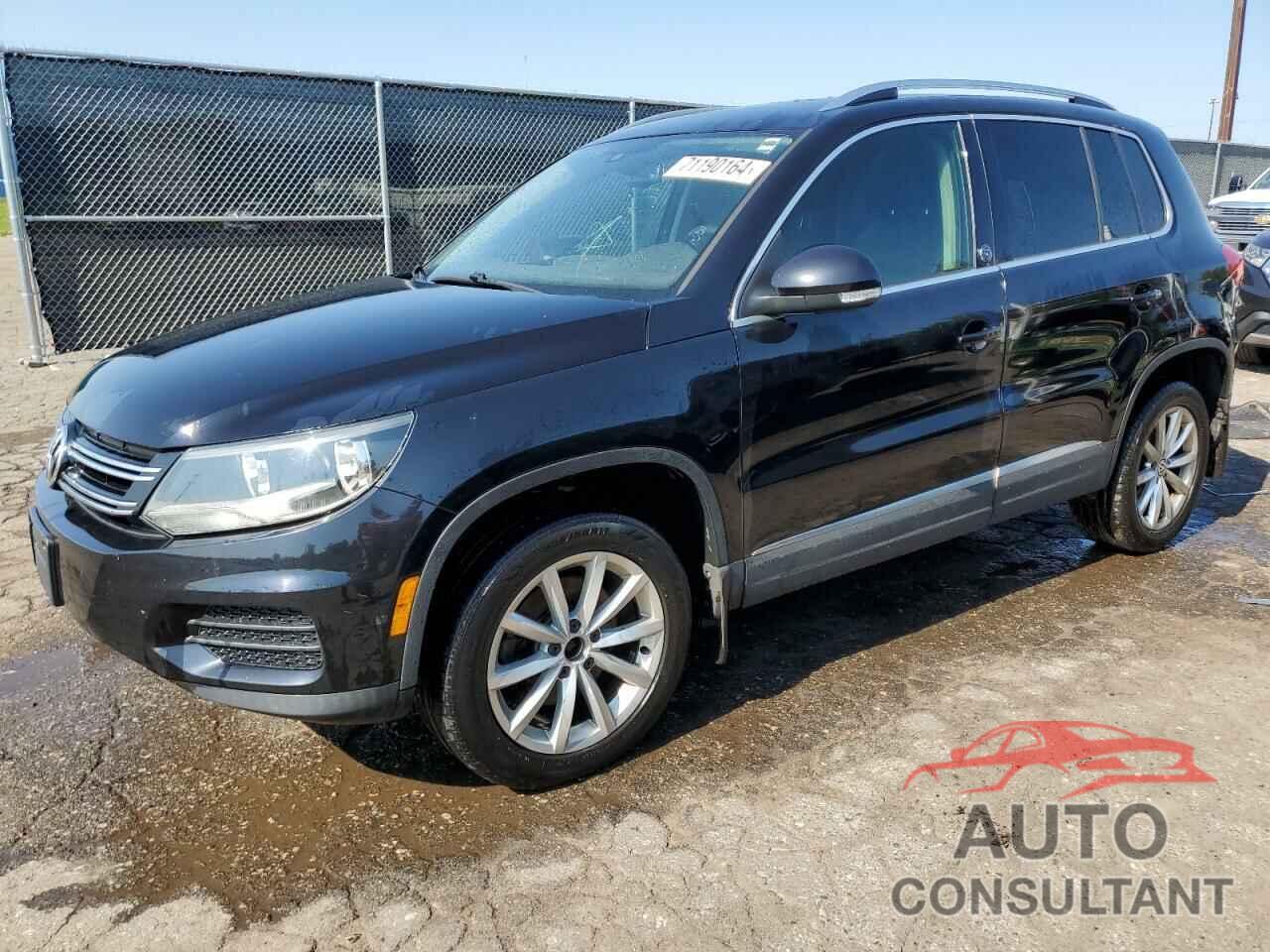 VOLKSWAGEN TIGUAN 2017 - WVGSV7AX9HW504422