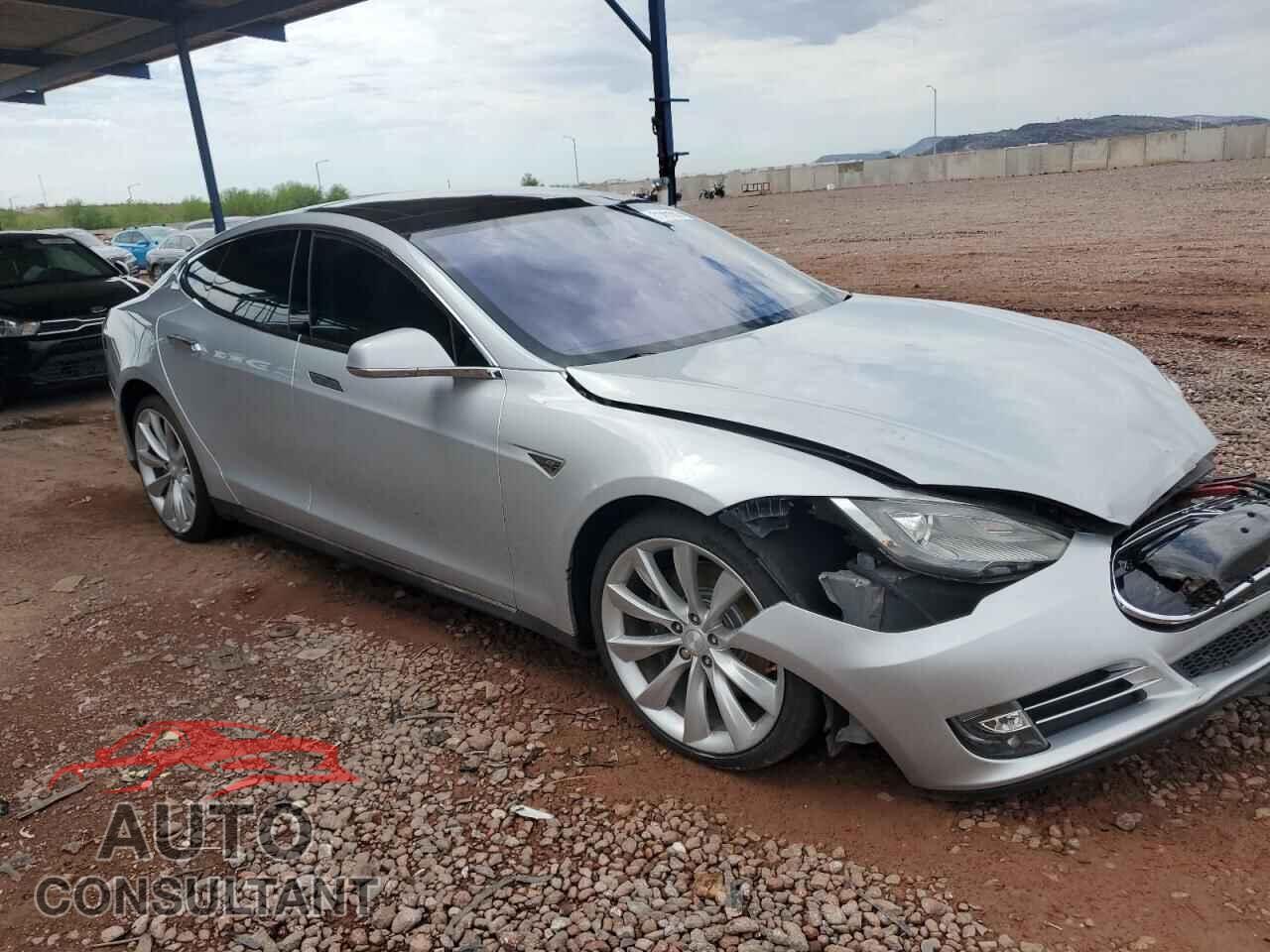 TESLA MODEL S 2012 - 5YJSA1DN8CFS00339