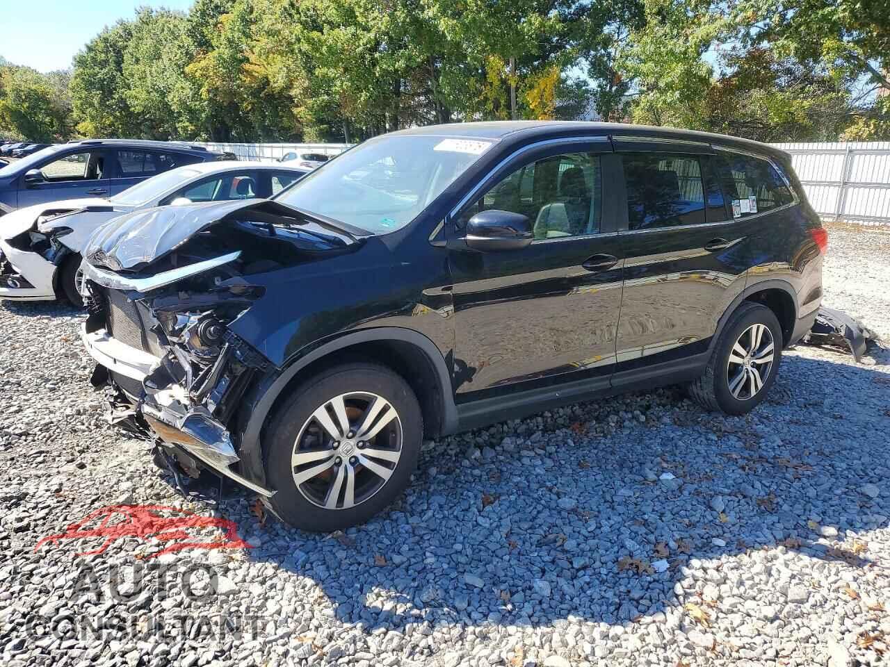 HONDA PILOT 2017 - 5FNYF6H82HB070272