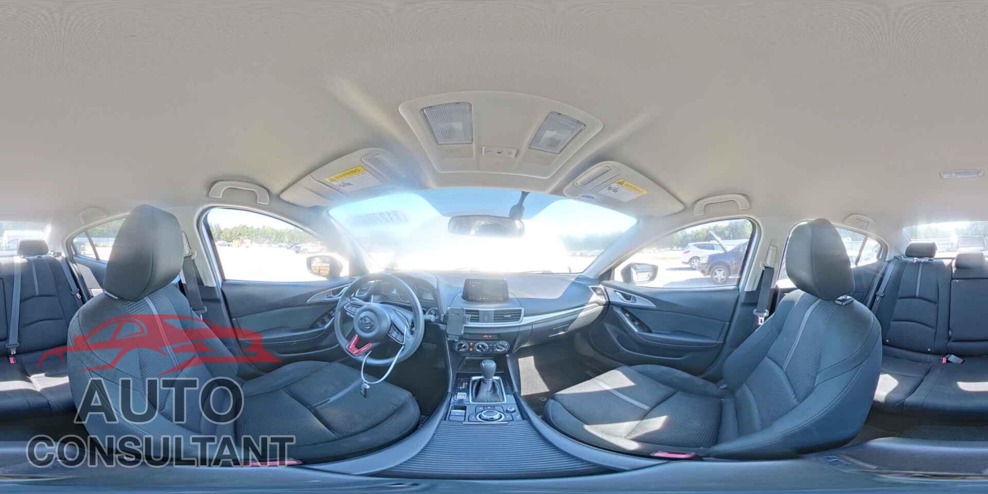 MAZDA 3 2017 - 3MZBN1U77HM105437