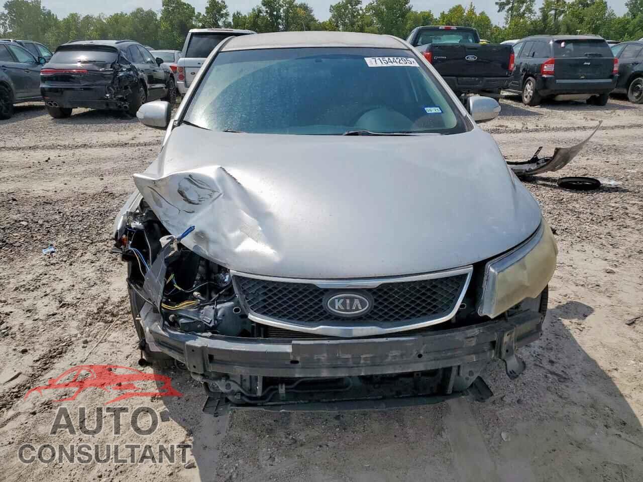 KIA FORTE 2010 - KNAFU4A29A5055893