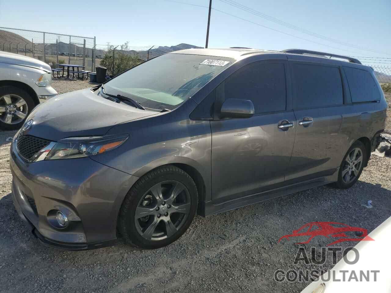 TOYOTA SIENNA 2017 - 5TDXZ3DC4HS779129