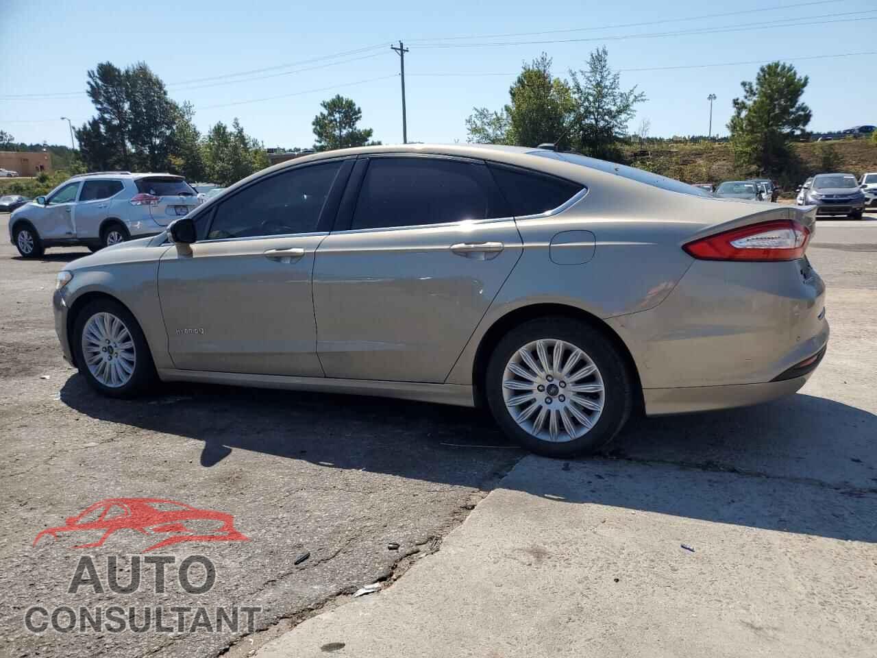 FORD FUSION 2015 - 3FA6P0LU2FR282970