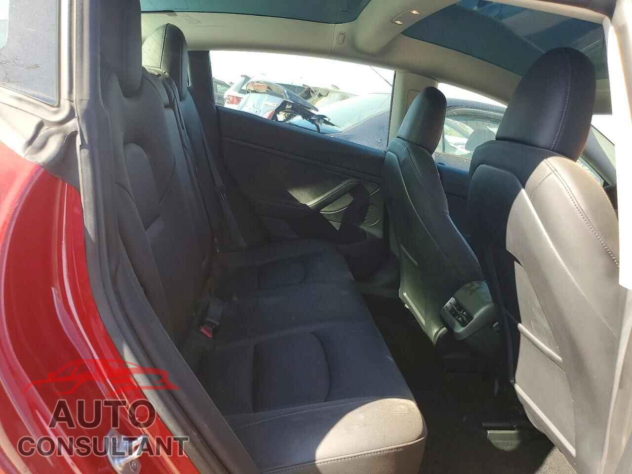 TESLA MODEL 3 2023 - 5YJ3E1EA5PF552501