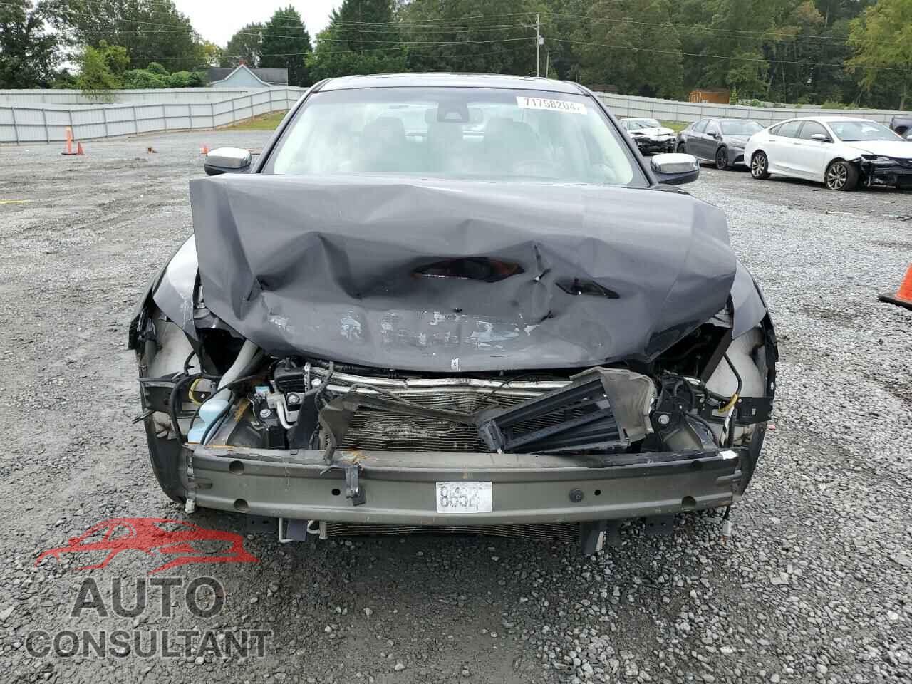FORD TAURUS 2018 - 1FAHP2F87JG143663