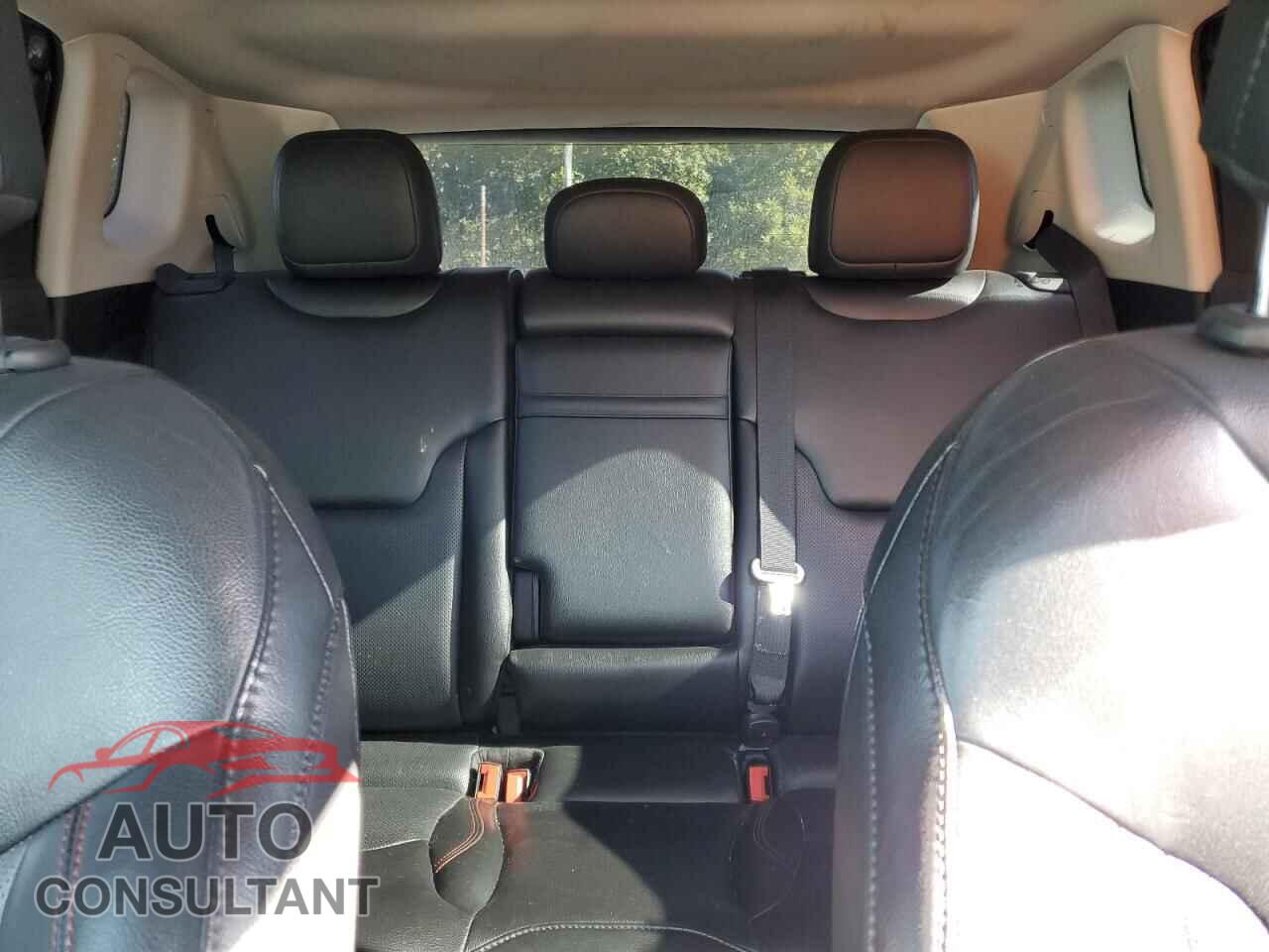 JEEP COMPASS 2018 - 3C4NJDDB0JT143377