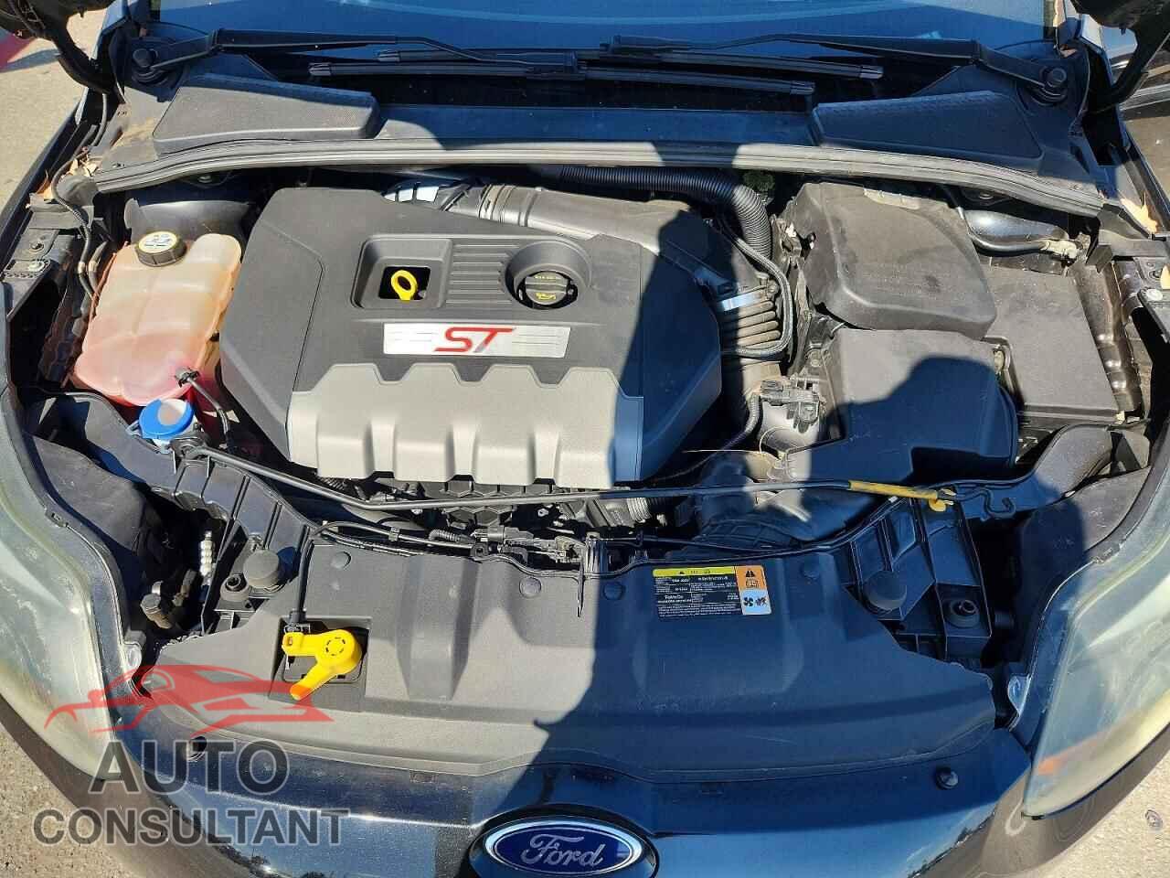 FORD FOCUS 2013 - 1FADP3L93DL352864