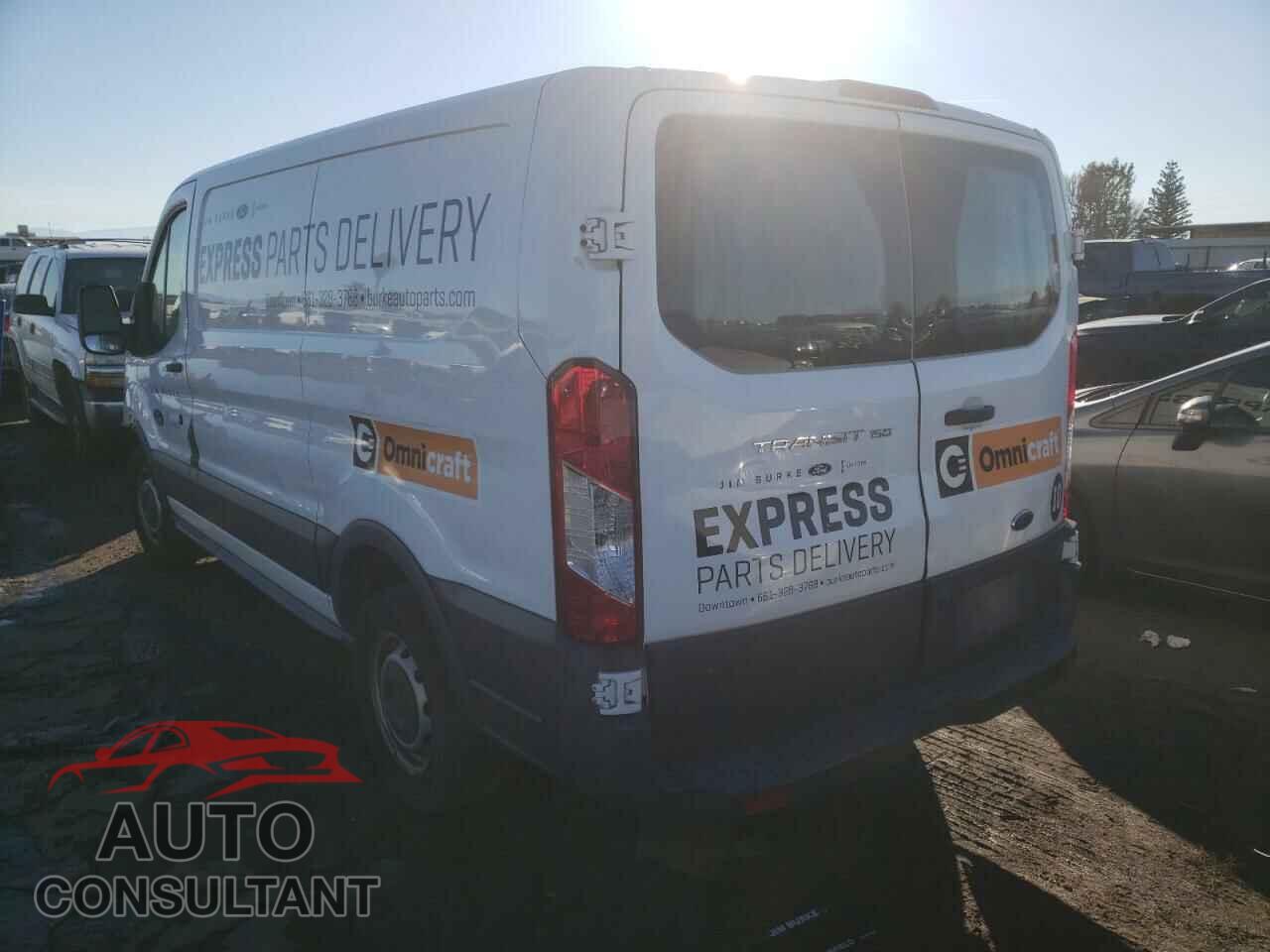 FORD TRANSIT CO 2017 - 1FTYE1ZM7HKA21623