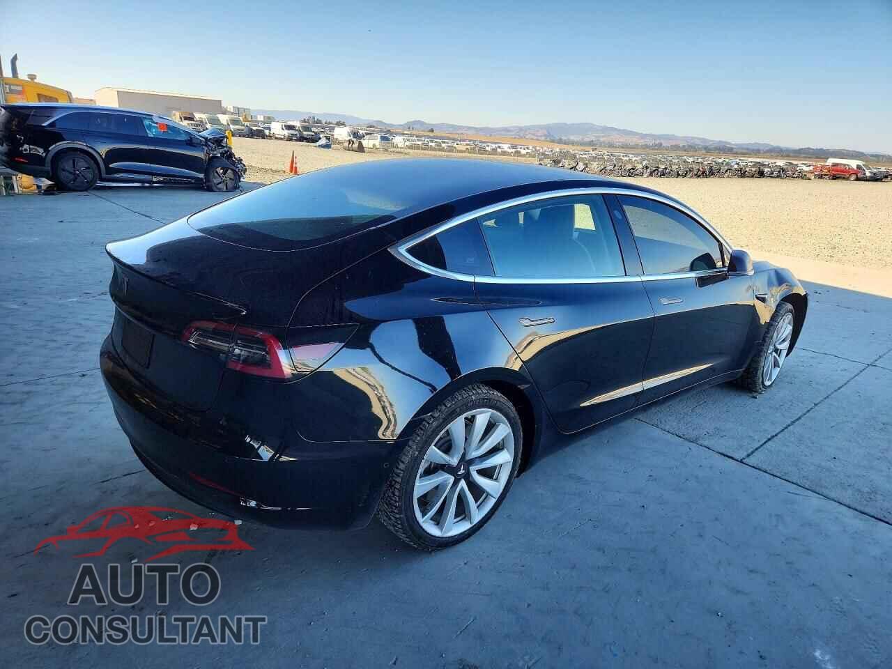 TESLA MODEL 3 2018 - 5YJ3E1EA6JF136383