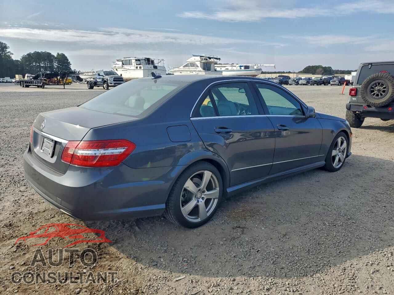 MERCEDES-BENZ E-CLASS 2011 - WDDHF5GB5BA458609