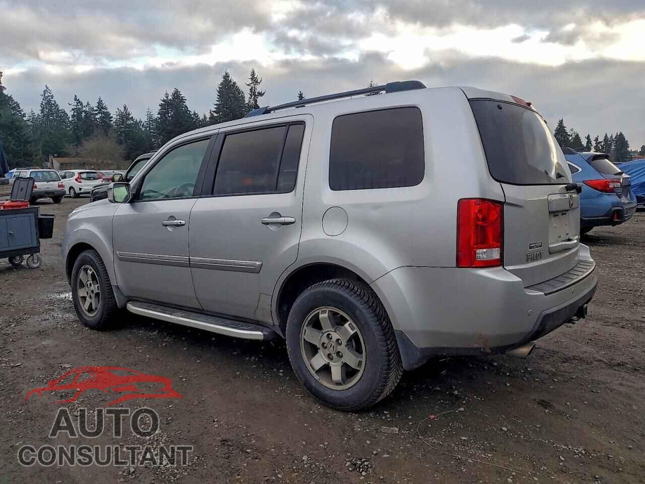 HONDA PILOT 2011 - 5FNYF3H90BB013616