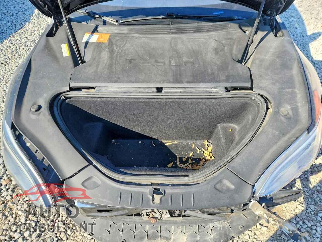 TESLA MODEL S 2016 - 5YJSA1E11GF171123