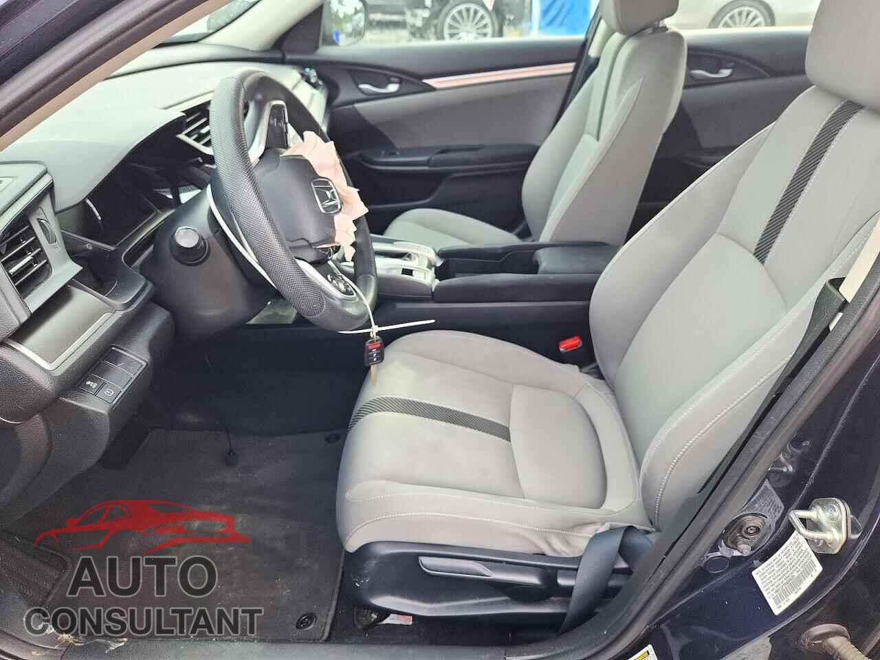 HONDA CIVIC 2018 - 19XFC2F59JE044281