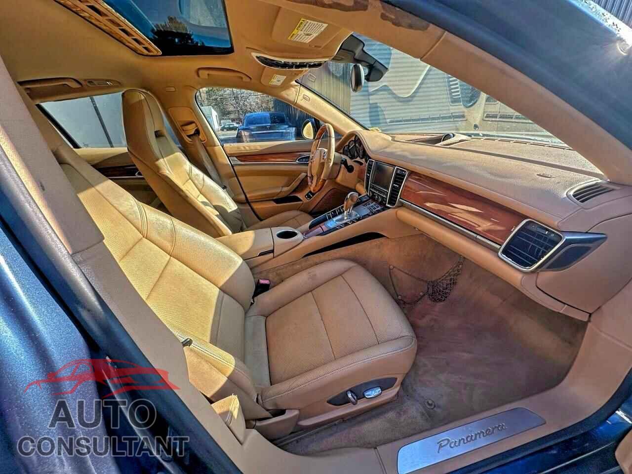 PORSCHE PANAMERA 2013 - WP0AA2A77DL010215