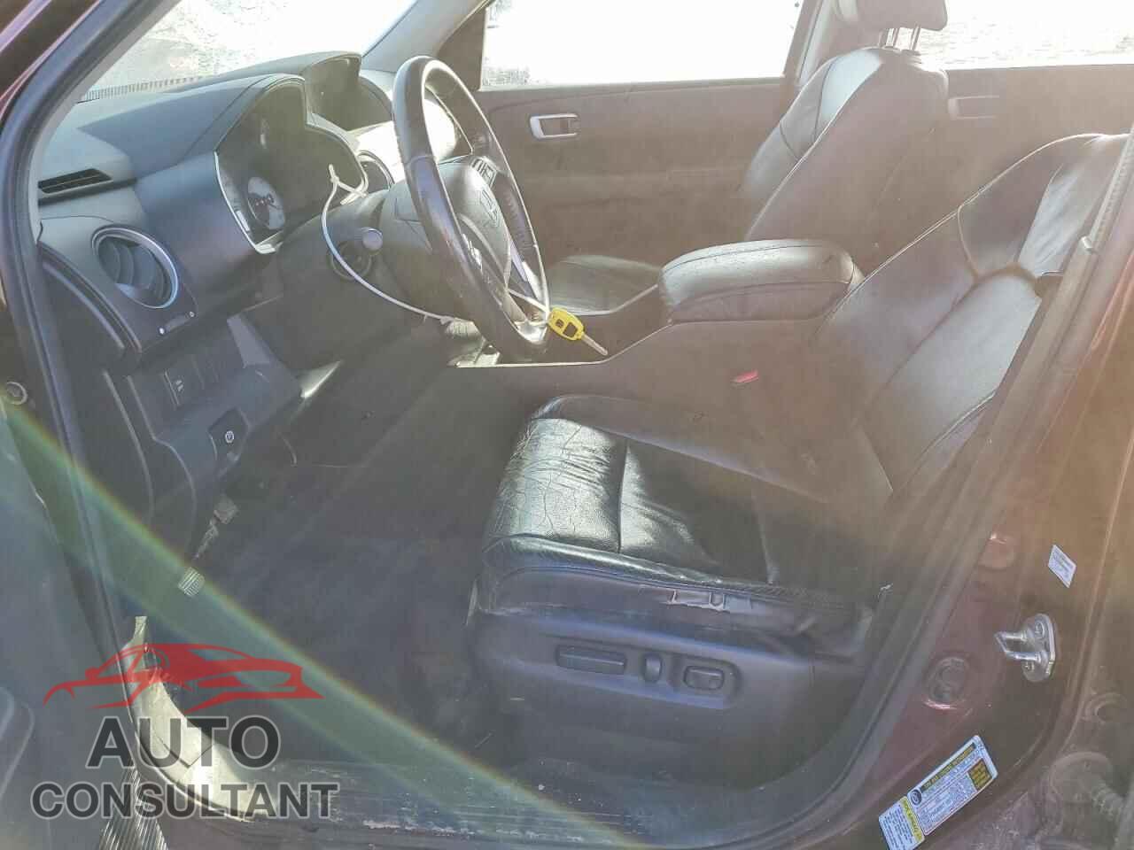HONDA PILOT 2011 - 5FNYF4H79BB084656
