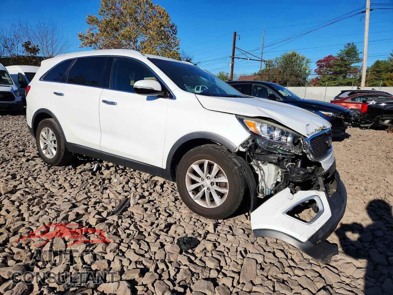 KIA SORENTO 2018 - 5XYPG4A33JG360093