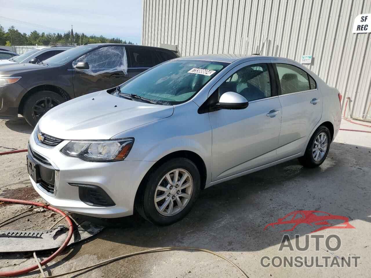 CHEVROLET SONIC 2017 - 1G1JD5SH4H4111155