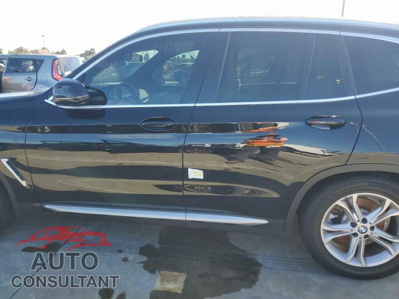 BMW X3 2021 - 5UXTY5C03M9E33247