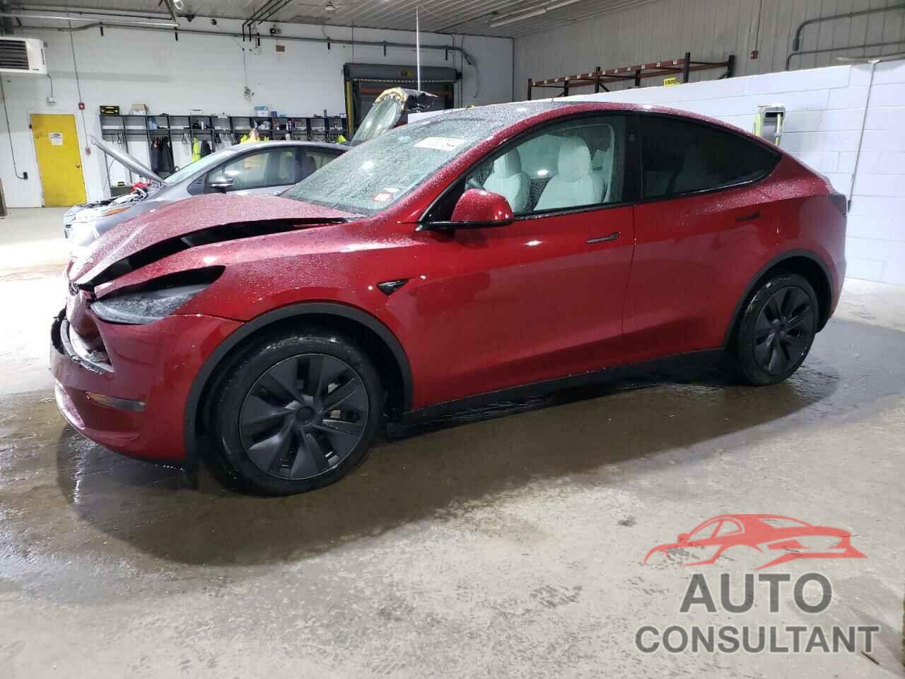 TESLA MODEL Y 2024 - 7SAYGAEE2RF121249