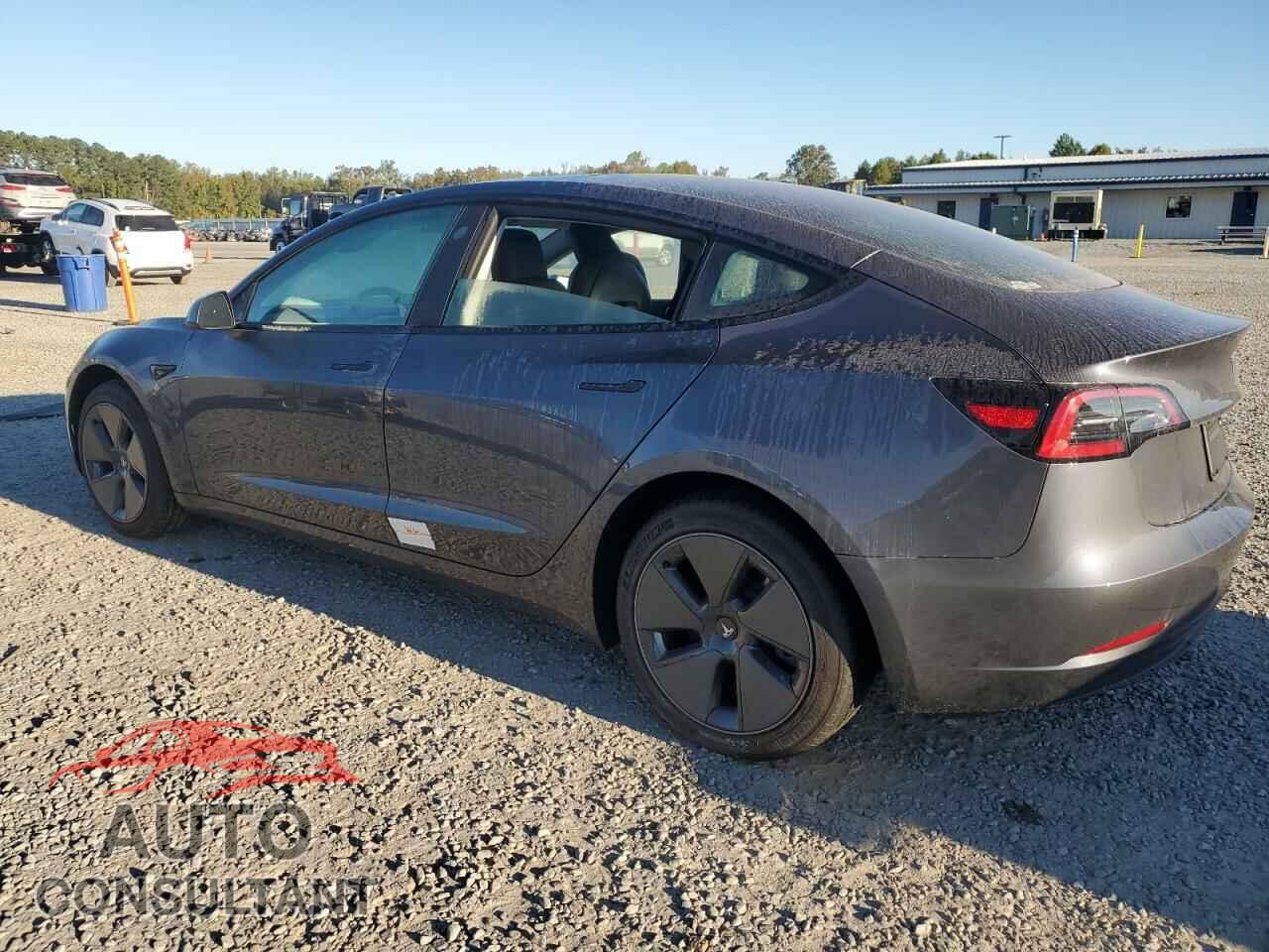 TESLA MODEL 3 2023 - 5YJ3E1EA5PF641243