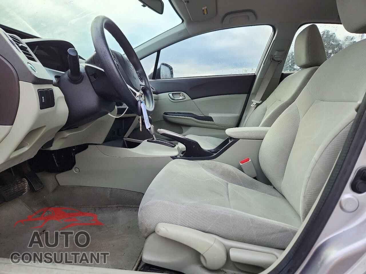 HONDA CIVIC 2012 - 2HGFB2F55CH573500