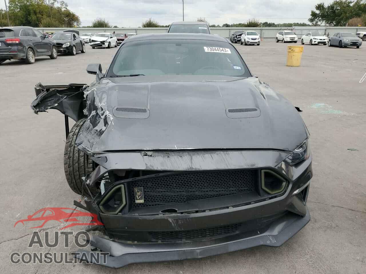 FORD MUSTANG 2018 - 1FA6P8CF4J5144617