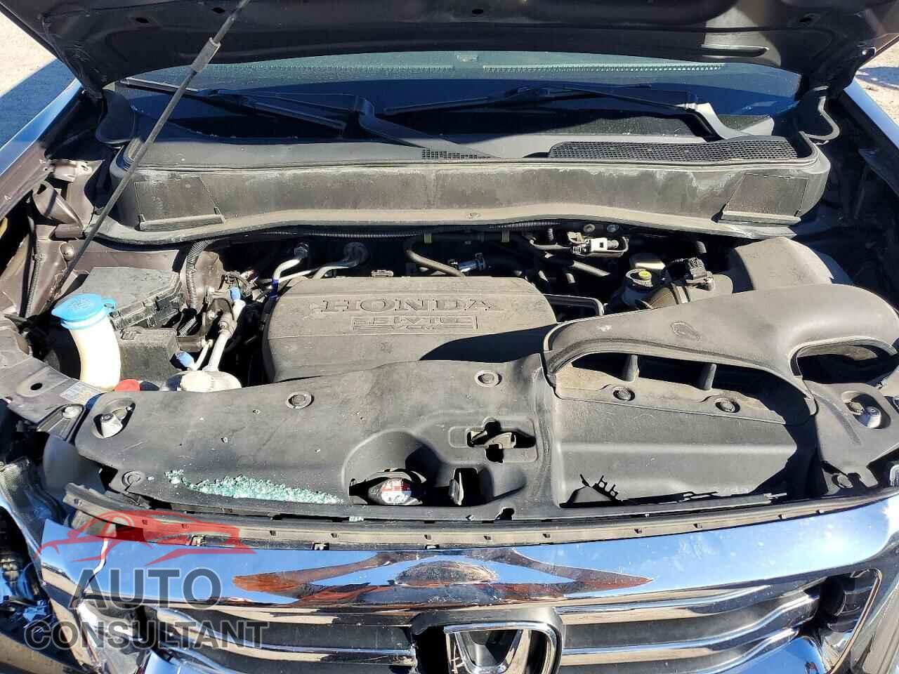 HONDA PILOT 2015 - 5FNYF3H56FB018449