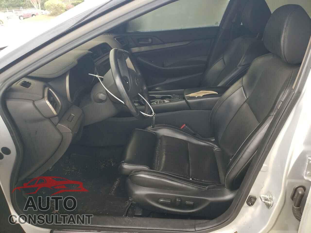 NISSAN MAXIMA 2018 - 1N4AA6AP1JC363736