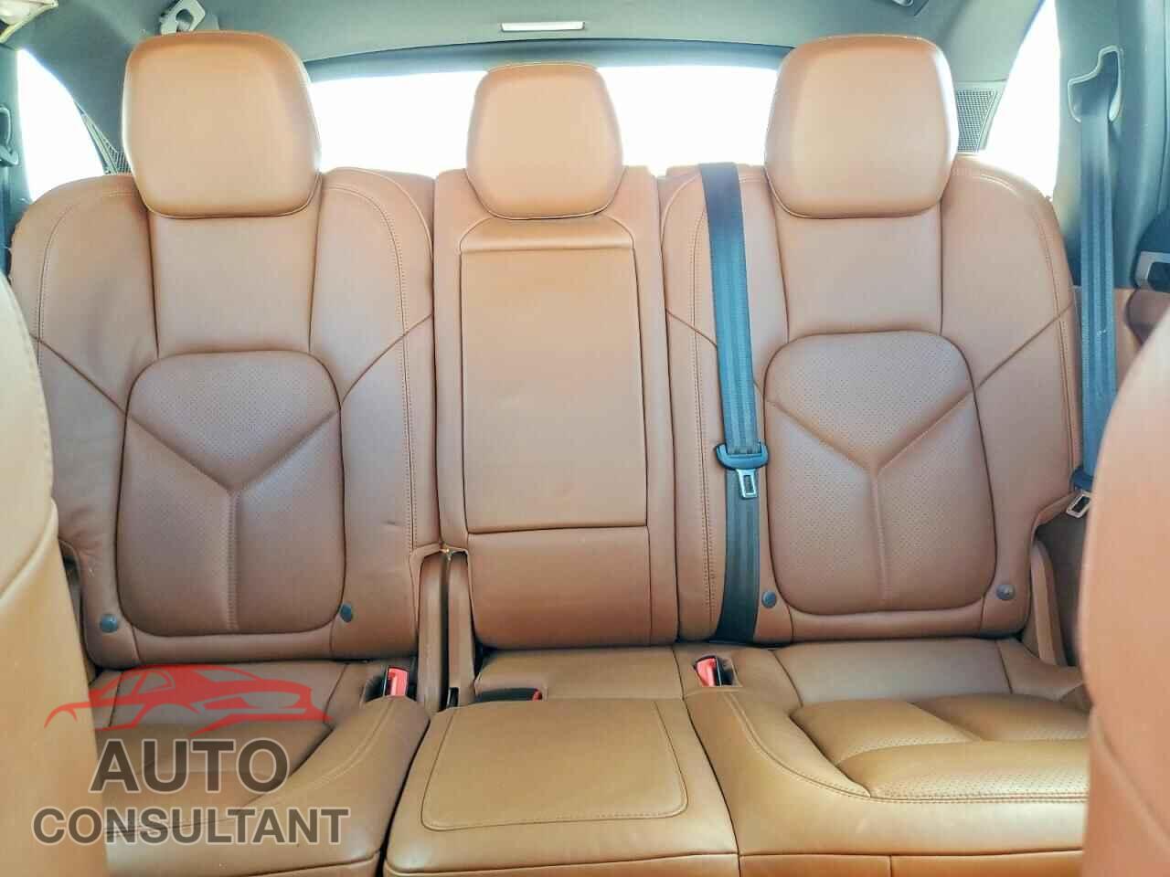 PORSCHE CAYENNE 2016 - WP1AB2A25GLA95480