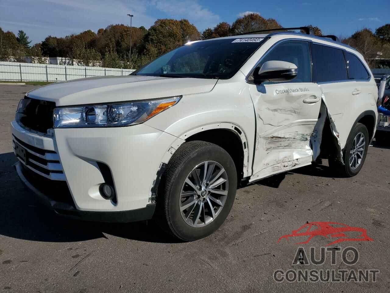 TOYOTA HIGHLANDER 2019 - 5TDJZRFH3KS626301