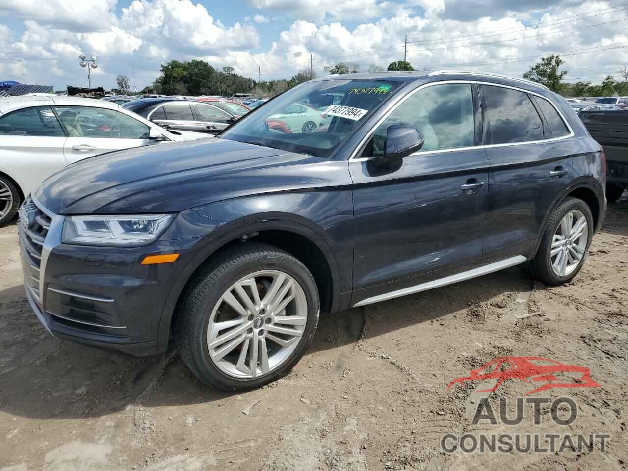 AUDI Q5 2018 - WA1BNAFY1J2081846