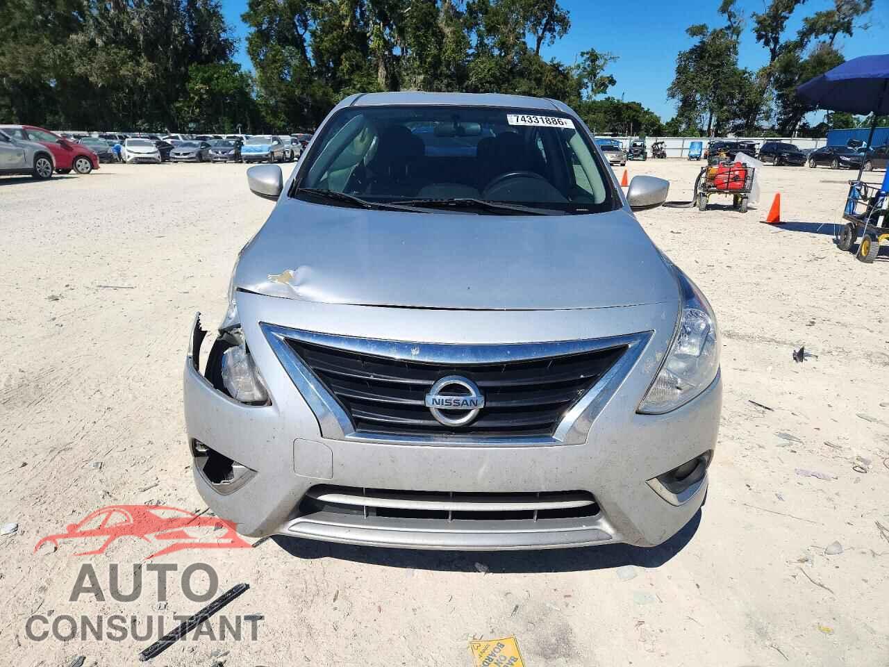 NISSAN VERSA 2017 - 3N1CN7AP5HL806114