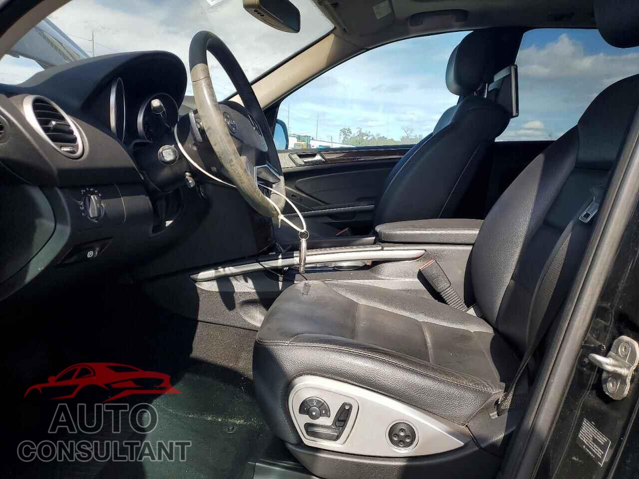 MERCEDES-BENZ M-CLASS 2009 - 4JGBB72E59A518919
