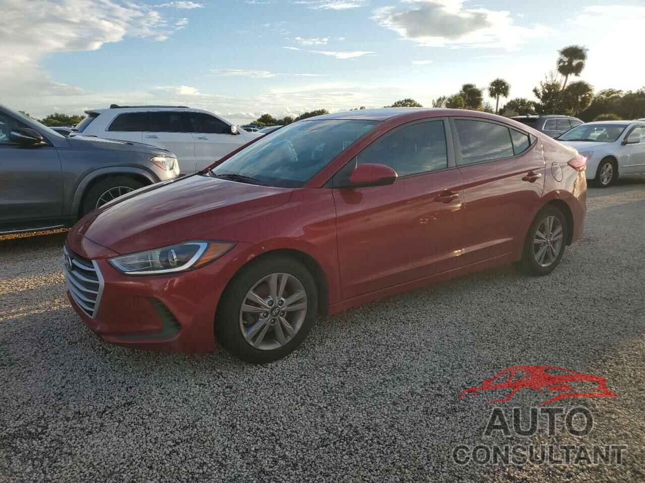 HYUNDAI ELANTRA 2018 - KMHD84LF8JU547928