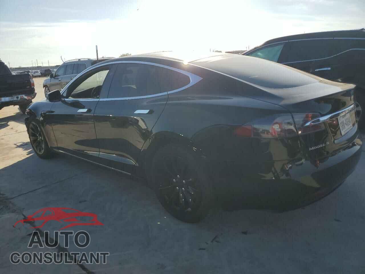 TESLA MODEL S 2017 - 5YJSA1E17HF209651