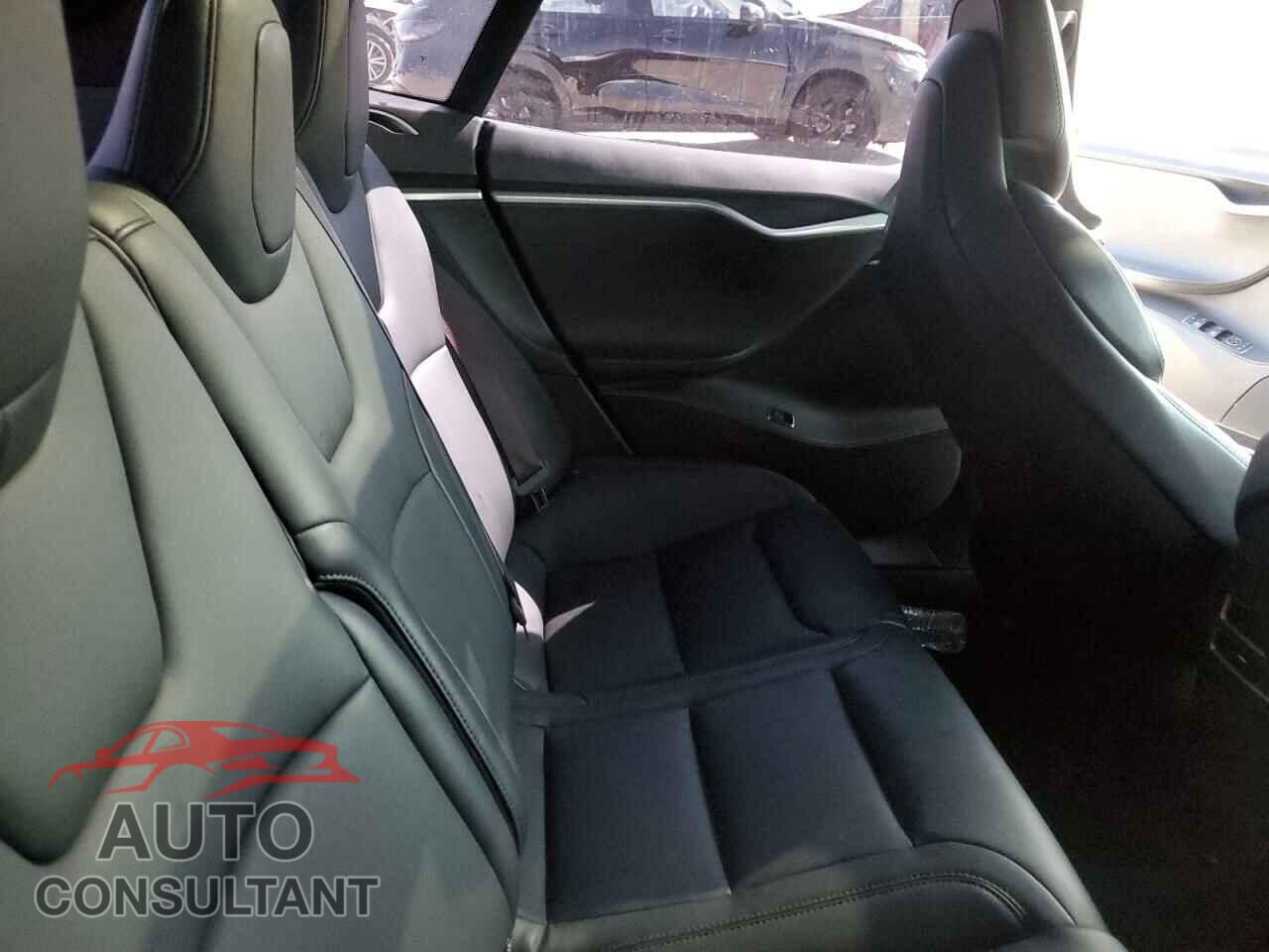 TESLA MODEL S 2017 - 5YJSA1E24HF231759